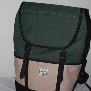 Herschel Retreat™ Backpack | Premium Classics - 23L